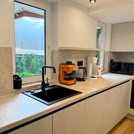 Relax Garden Apartment Igal